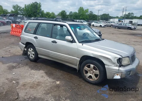 2001 Subaru Forester S z USA, uszkodzony, nr VIN JF1SF65691H752103